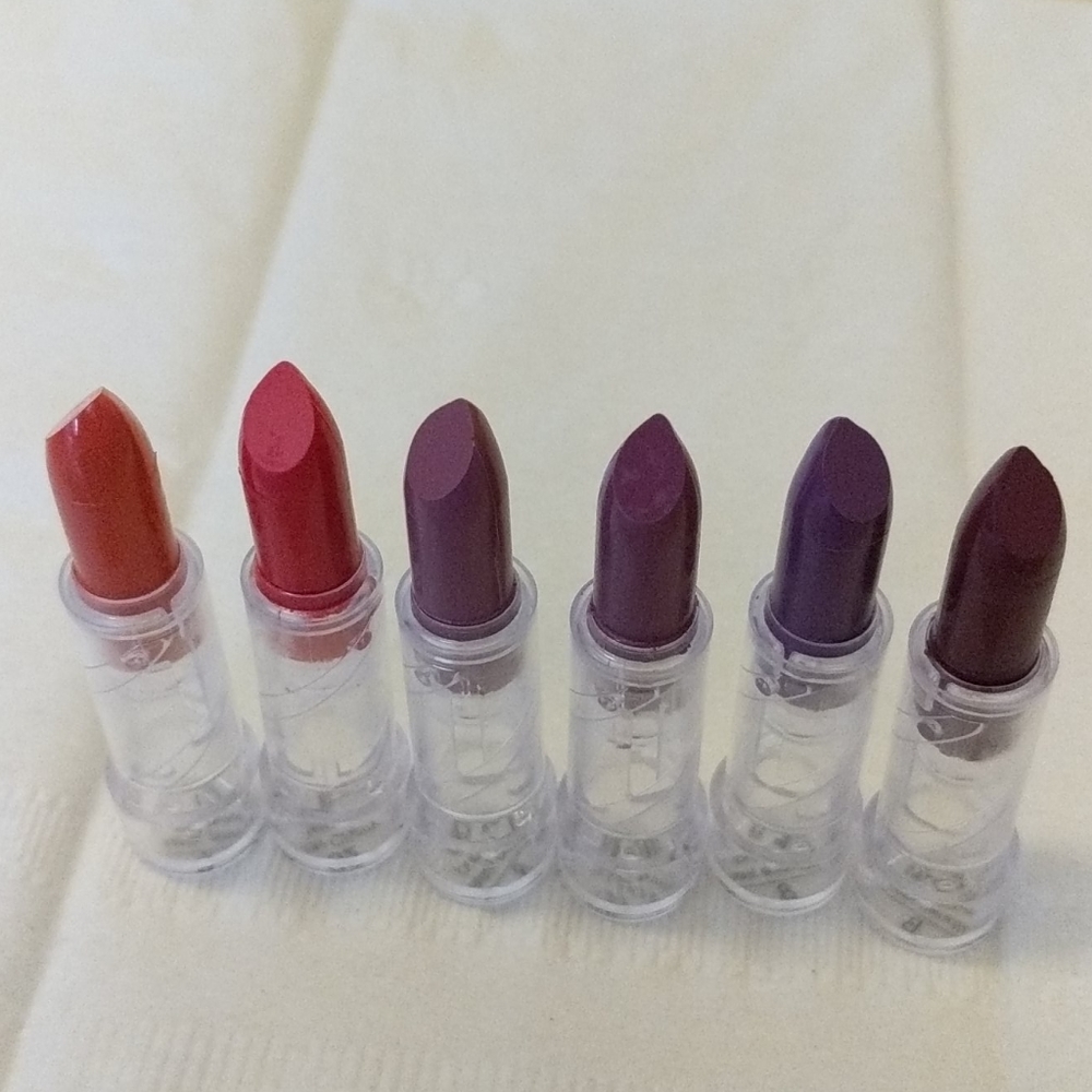 2x $6 Fantabulous Lipstick